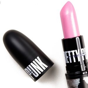M.A.C GLAMOUR OF PUNK lipstick